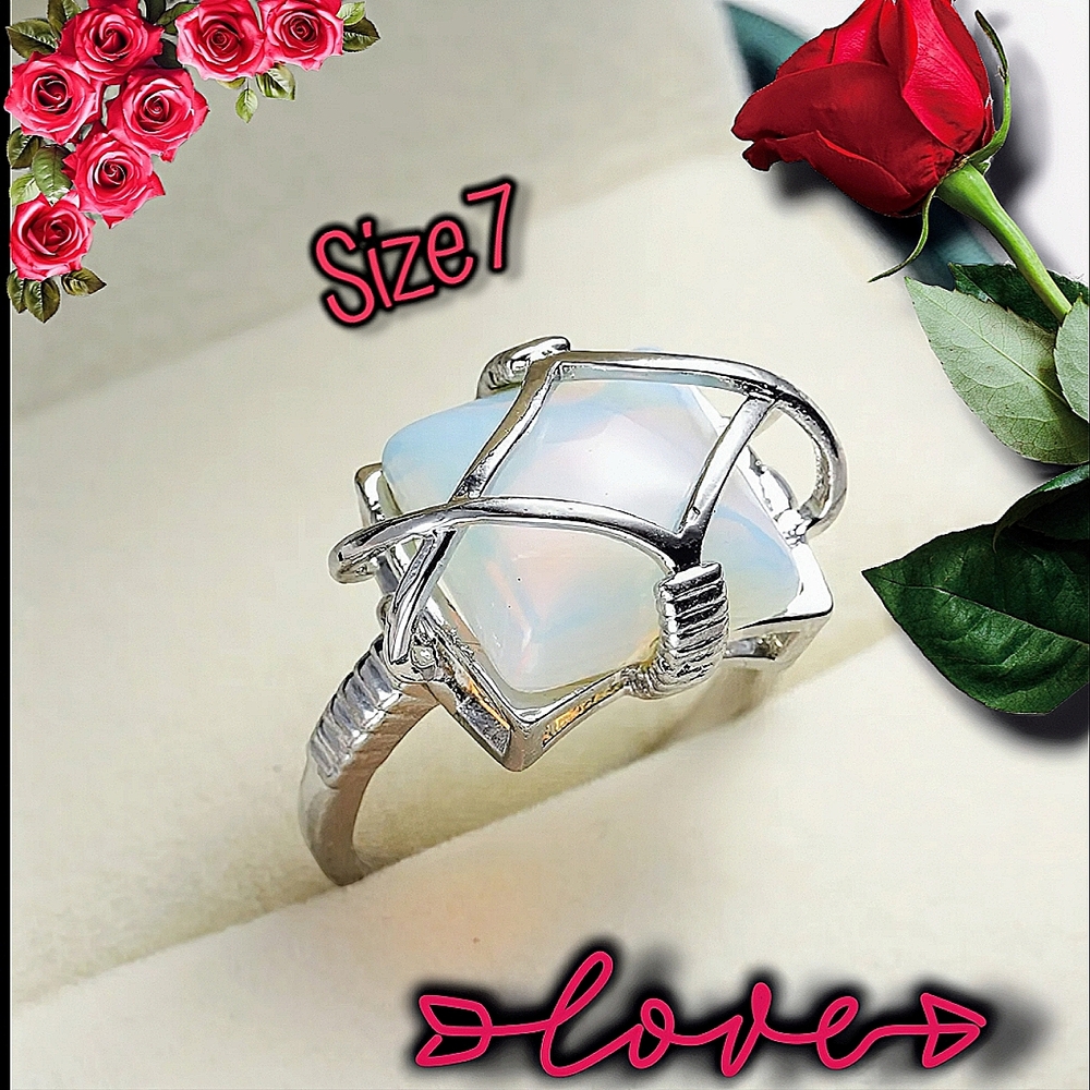 NIB Unique Bohemian Style Moonstone Silver Boho Statement Ring Size 7 - Picture 3 of 10